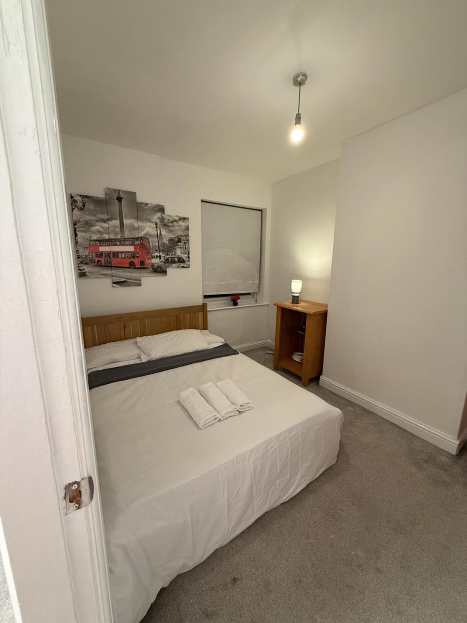 3 Bedroom Terraced Home Nottingham Exteriör bild