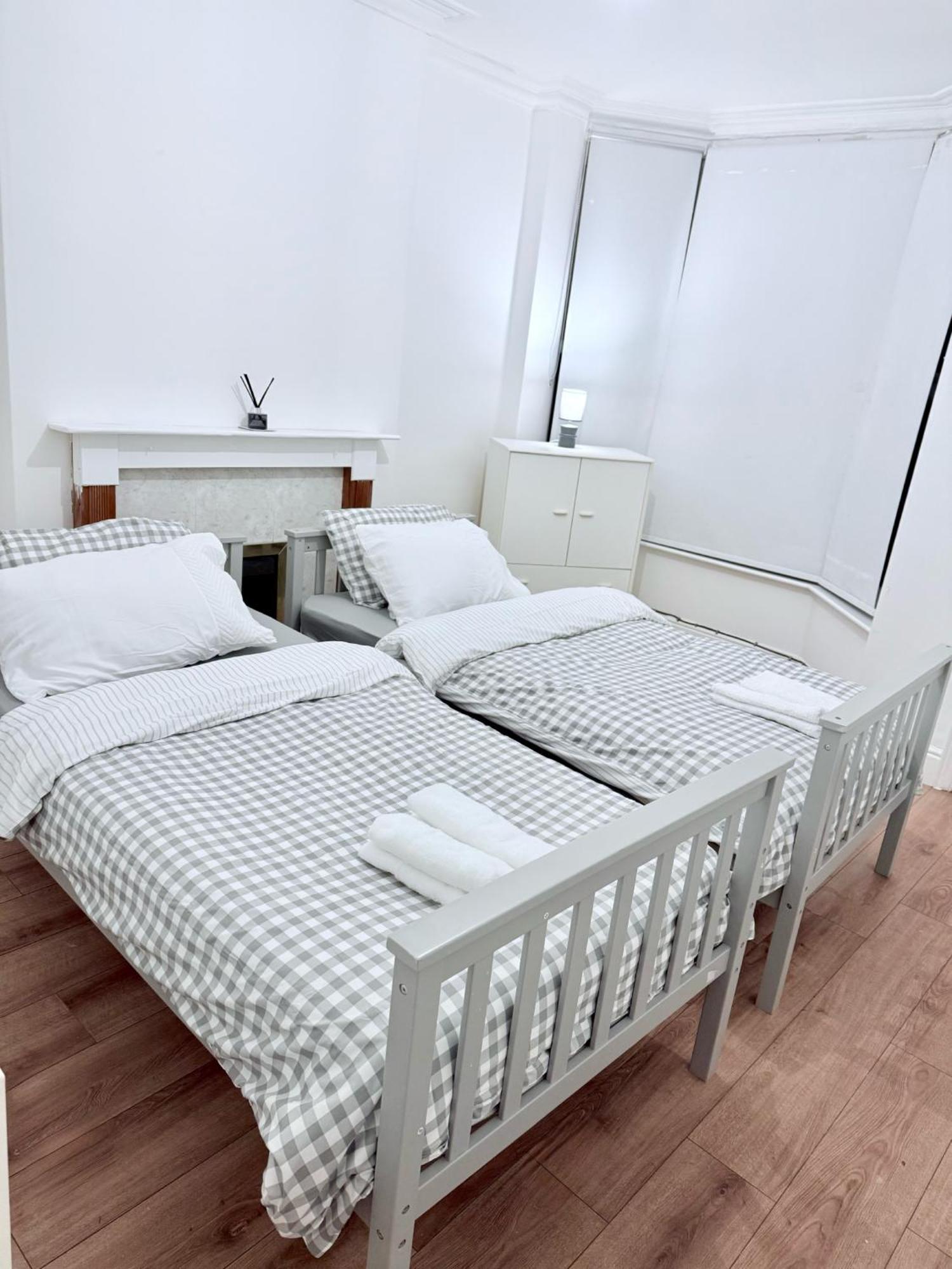 3 Bedroom Terraced Home Nottingham Exteriör bild